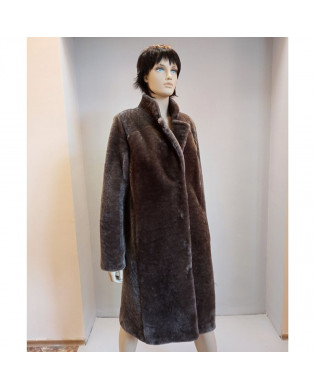 Пальто женское из натурального меха; Модель: M-18-16; Цвет: коричневый; Мех: овчина; 