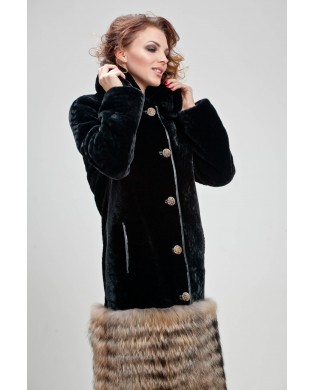 Пальто женское из натурального меха; Модель: M-22-16; Цвет: коричневый; Мех: овчина; 