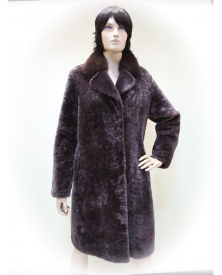 Пальто женское из натурального меха; Модель: M-28-18; Цвет: коричневый; Мех: овчина; 
